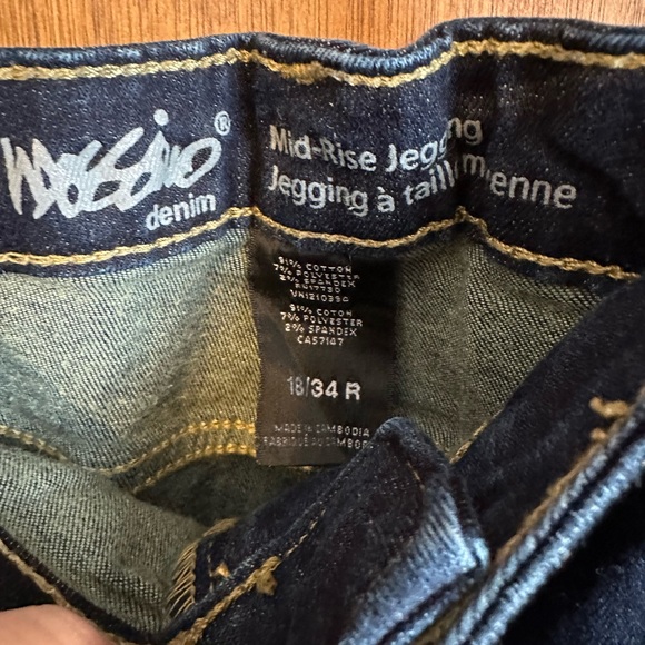 Jeans - Picture 4 of 4